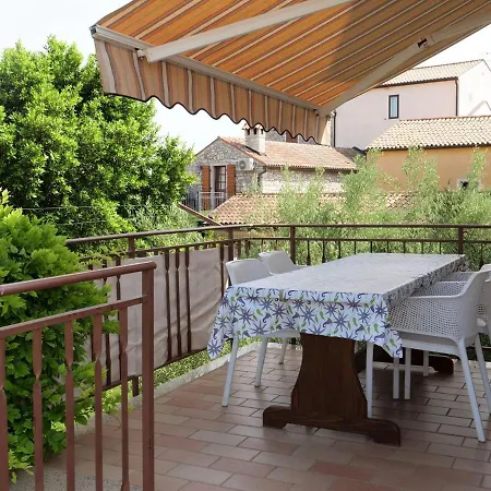 Affittacamere Apartments Sveti Ivan 3*
