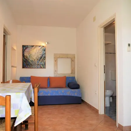 Apartments Sveti Ivan 3*
