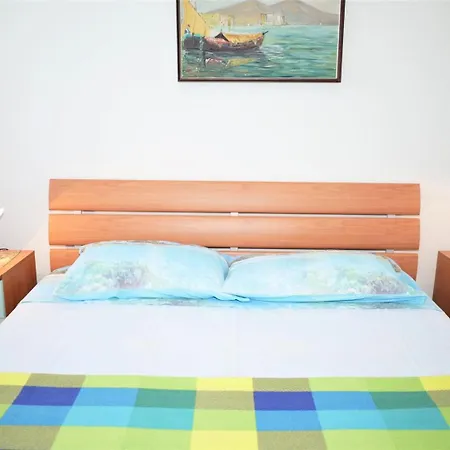 Apartments Sveti Ivan 3*